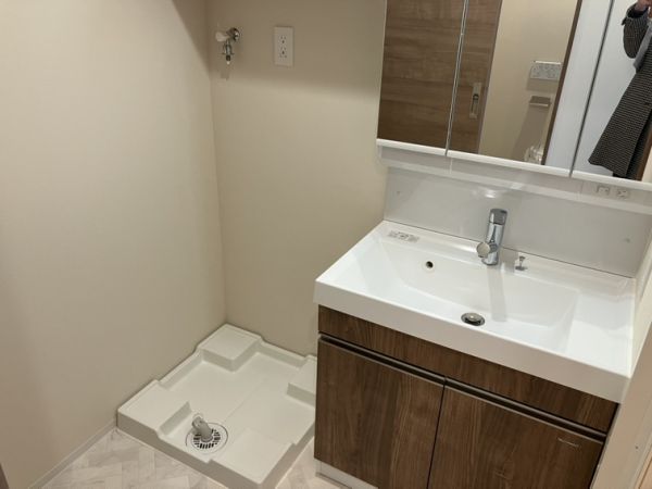 エメルミナ豊中岡町6階1K 洗面所の画像