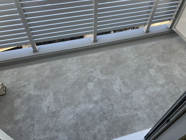 エメルミナ豊中岡町6階1K ベランダの画像