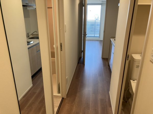 エメルミナ豊中岡町7階1K 玄関の画像