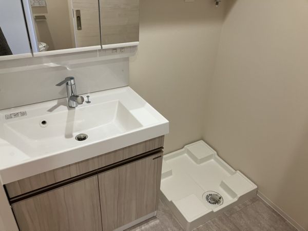 エメルミナ豊中岡町7階1K 洗面所の画像