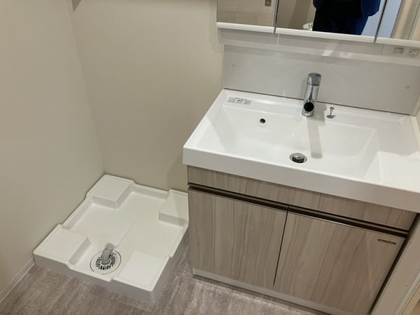 エメルミナ豊中岡町8階1K 洗面所の画像