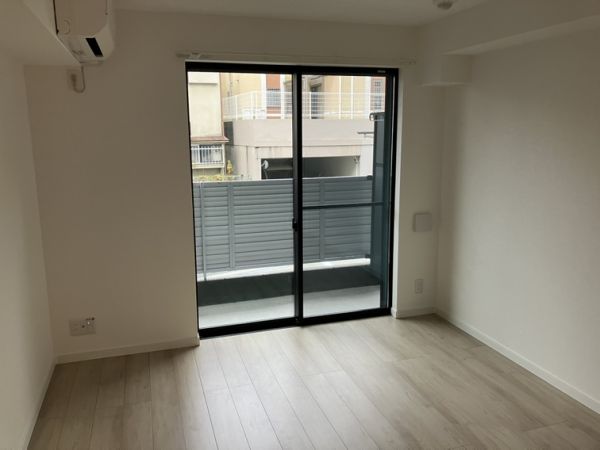 プルメリア阪大前1階1K リビングの画像