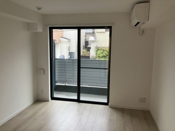 プルメリア阪大前1階1K リビングの画像