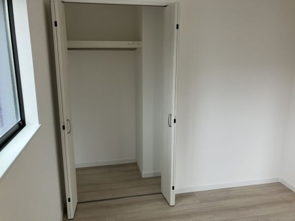 プルメリア阪大前1階1K 収納の画像