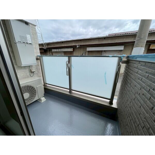 DEAR KINDAI02階1DK ベランダの画像