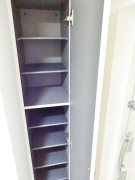 K&K芥川5階1K 収納の画像