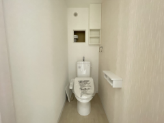 SOUTH COAT3階2LDK トイレの画像