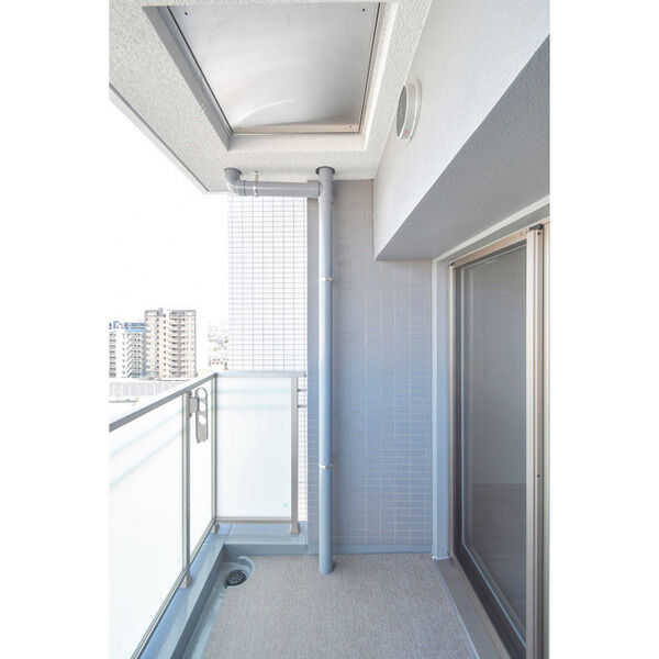 	ファーストフィオーレ長田グランディール07階1DK ベランダの画像