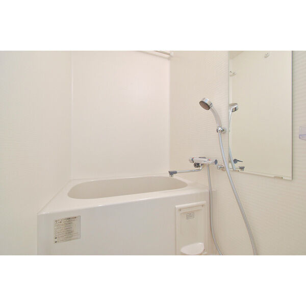 	ファーストフィオーレ長田グランディール14階1K お風呂の画像