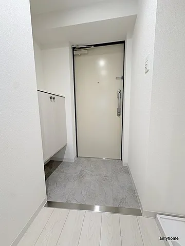 エグゼ大阪ＣＩＴＹルーエ4階1K 玄関の画像