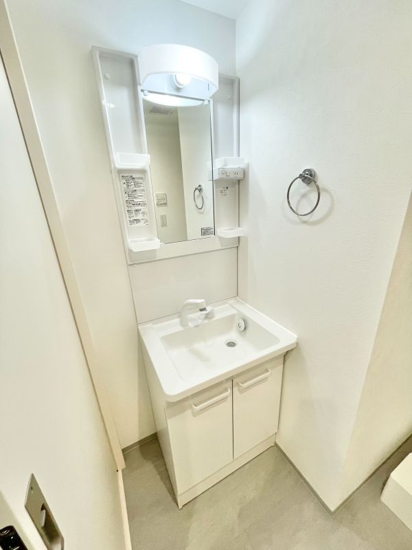 Luciente 藤が丘2階1LDK 洗面所の画像