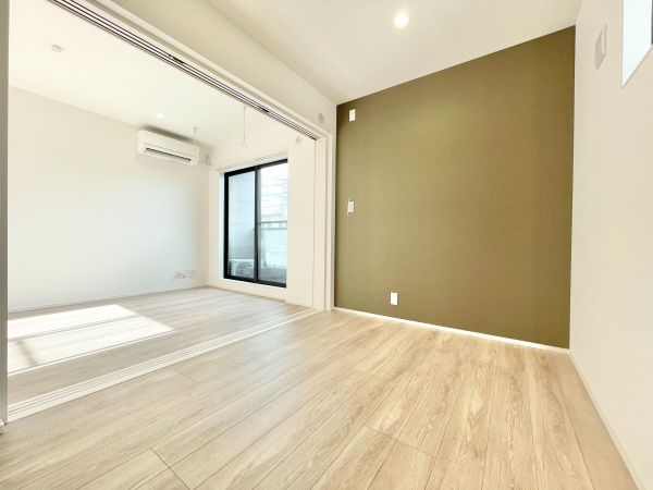 Luciente 藤が丘1階1LDK 部屋②の画像