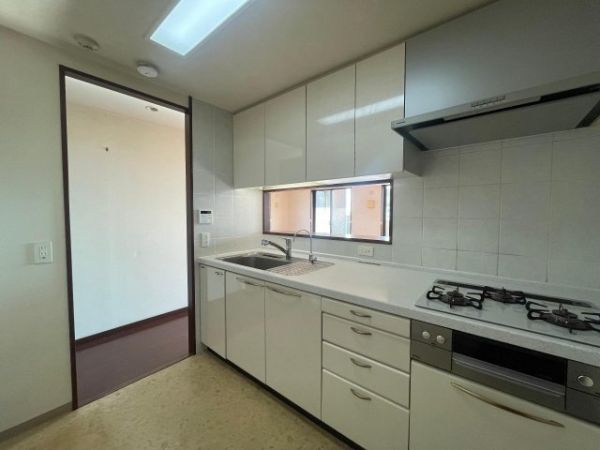 コスモ神戸本山12階3LDK キッチンの画像