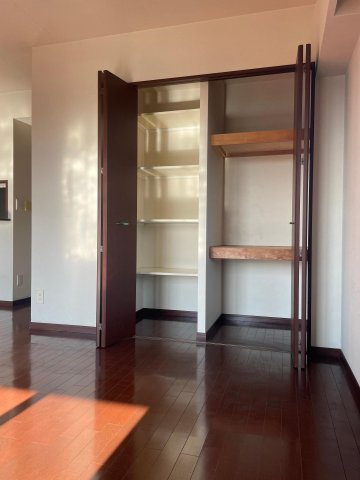 コスモ神戸本山12階3LDK 収納の画像