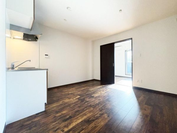 ディアコート守口B1階1LDK リビングの画像