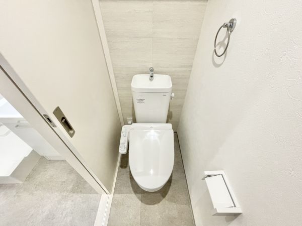 BAILA ＆Premium2階1K トイレの画像