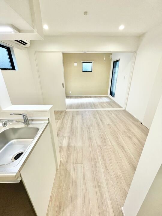 リーヴァ望が丘2階1LDK リビングの画像