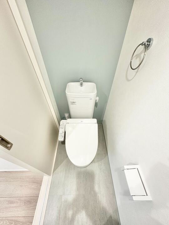 robot home 鶴里 The Park3階1LDK トイレの画像