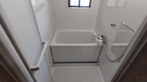 クレアール忠岡2階2LDK お風呂の画像