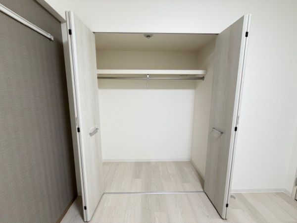 アトリエール堺寺地町9階2LDK 収納の画像