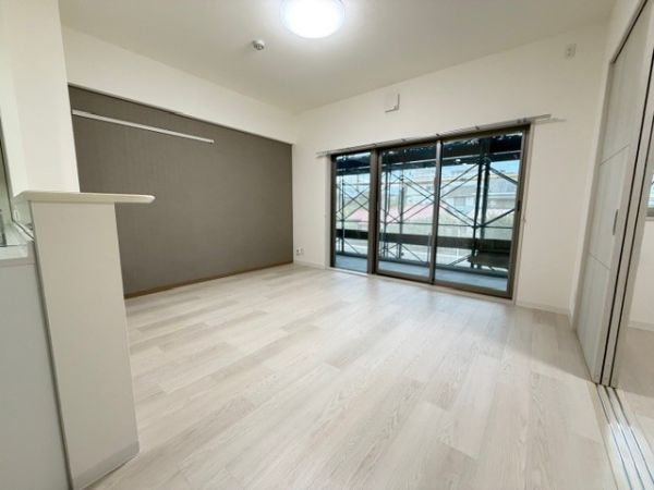 アトリエール堺寺地町2階2LDK リビングの画像