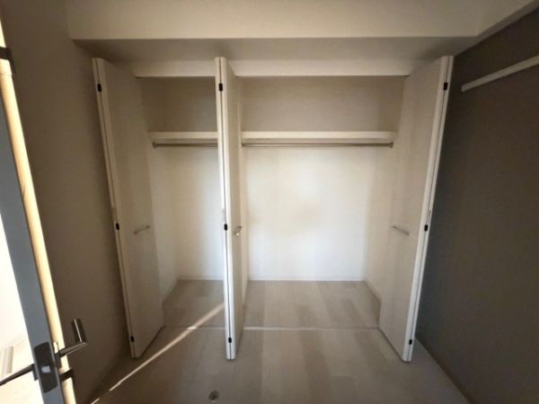 アトリエール堺寺地町2階2LDK 収納の画像
