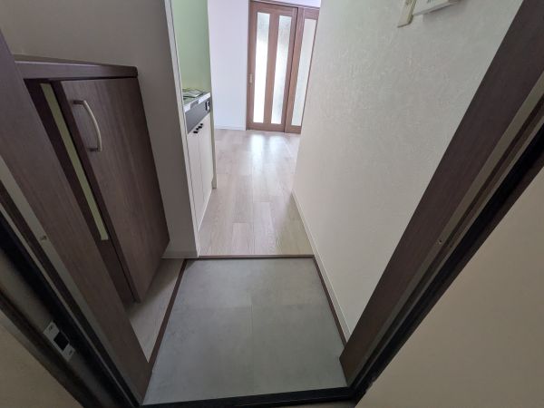 コーポ日高2階1DK 玄関の画像