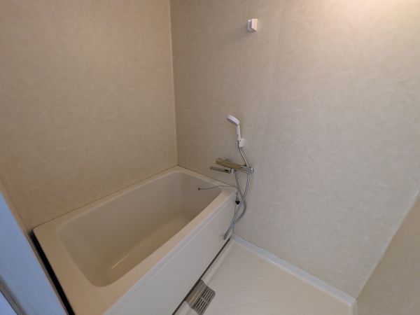 あべのベルタ8階3LDK お風呂の画像