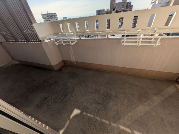 あべのベルタ8階3LDK ベランダの画像