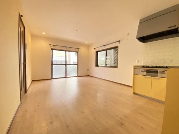 レリーサヴィラ竹の内1階2LDK リビングの画像