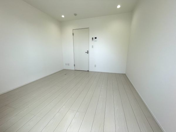 フィローネ高畑2階1K リビングの画像