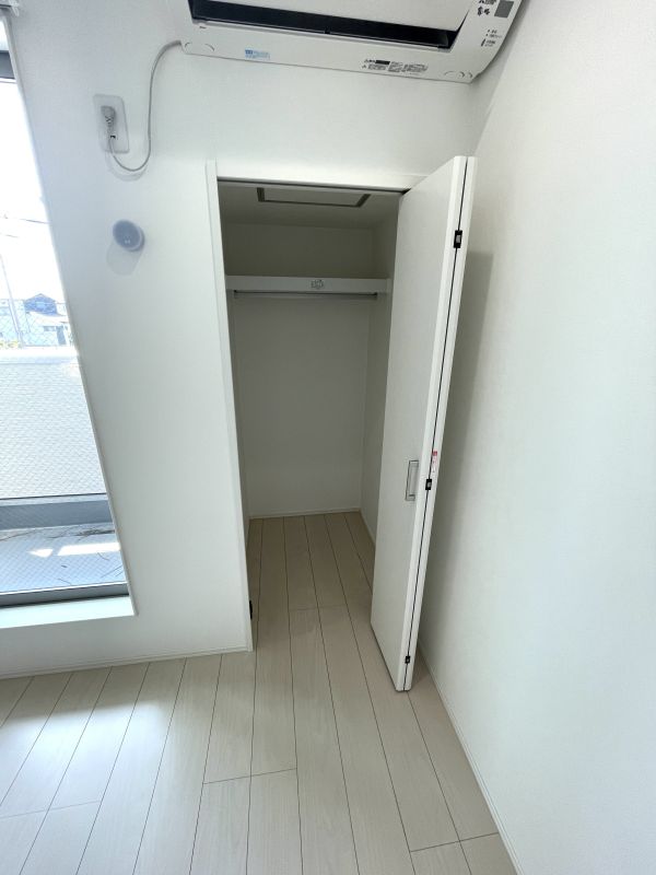 フィローネ高畑2階1K 収納の画像