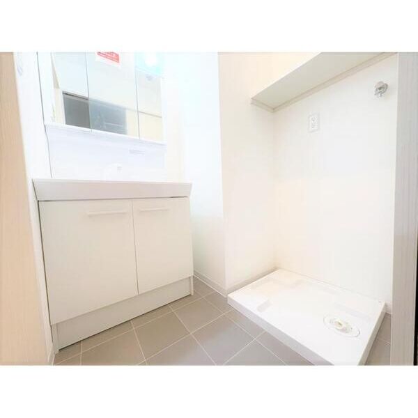 CASA　CALMA菱木02階2LDK 洗面所の画像