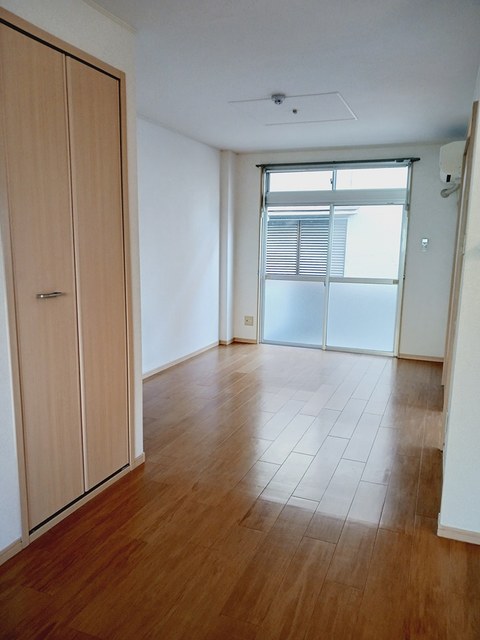 スカイハイツⅢ1階1LDK 部屋①の画像