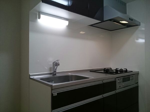 ウェスト宮ノ下6階1LDK キッチンの画像