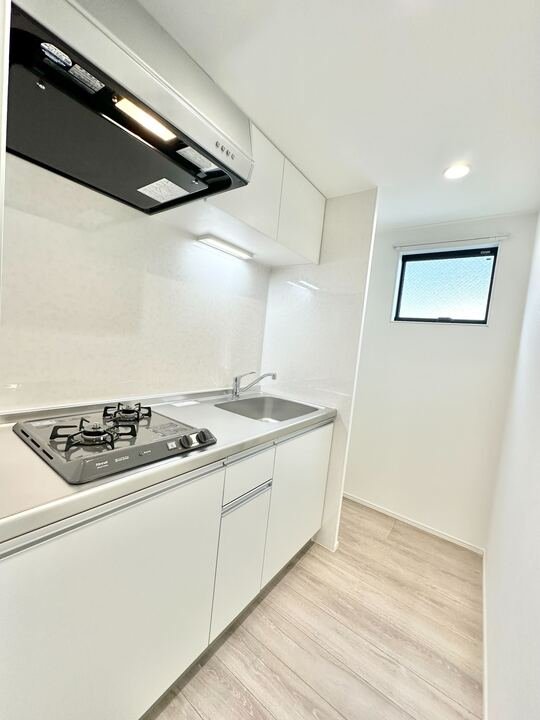 TIDA 高畑1階1LDK キッチンの画像