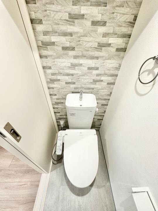 TIDA 高畑1階1LDK トイレの画像