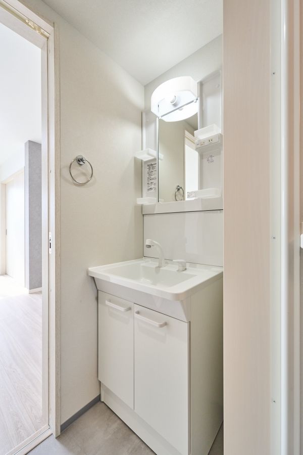 CRASTINE上飯田東町4丁目2階1LDK 洗面所の画像