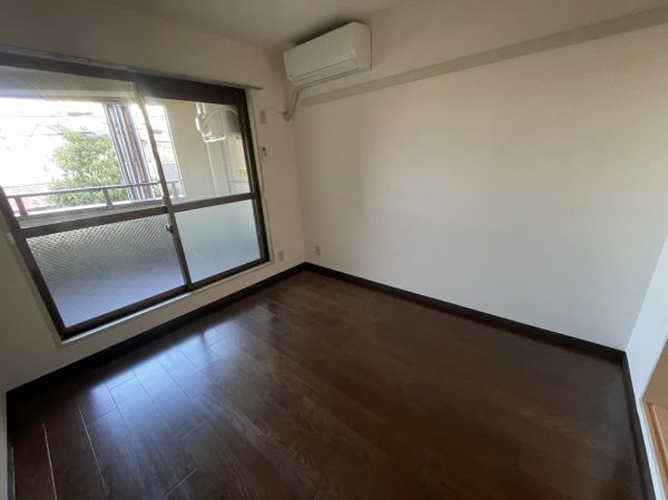 ハウスアイ上新庄2階1K リビングの画像