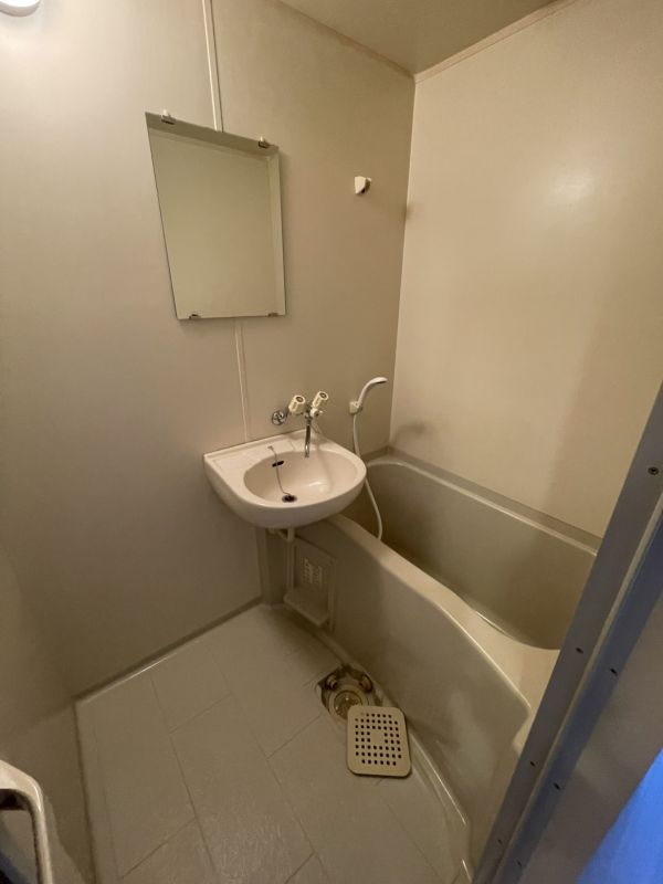 ハウスアイ上新庄2階1K お風呂の画像