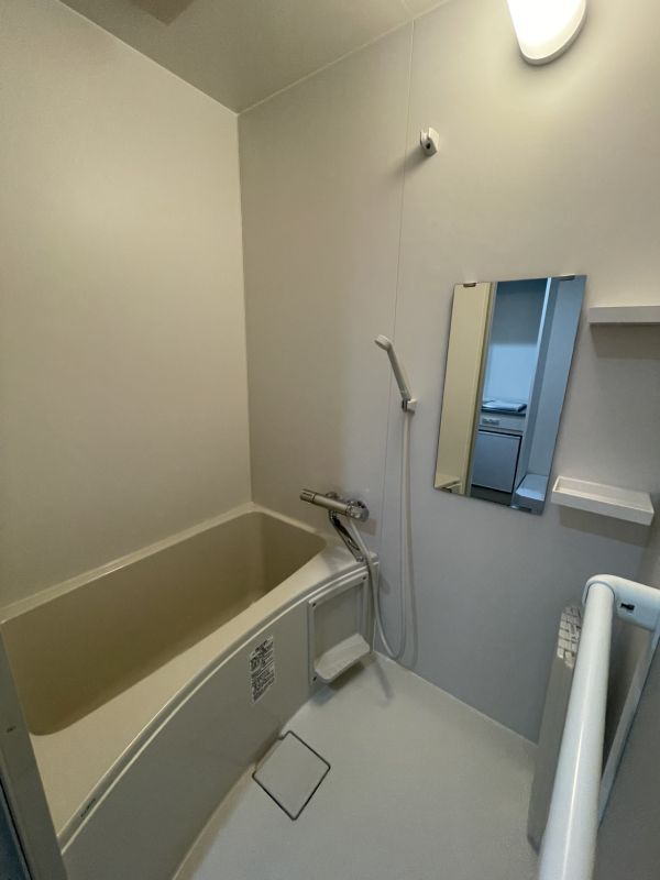 フルーレ小松1階1K お風呂の画像