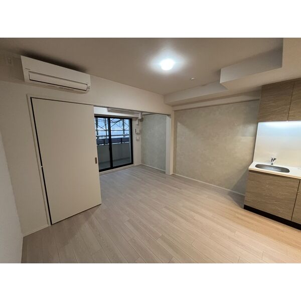 スプランディッド弁天町WEST2階1LDK リビングの画像