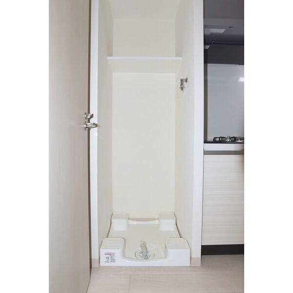 フォーリアライズ難波リアン09階1K 設備の画像