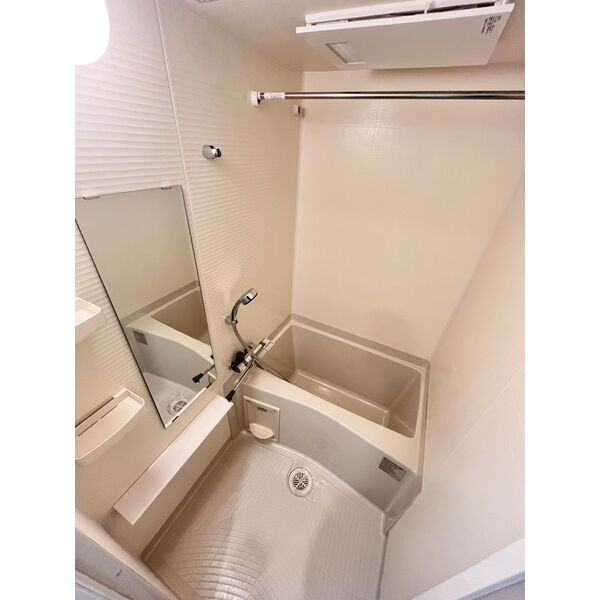 レジュールアッシュ塚本レジデンス10階1K お風呂の画像