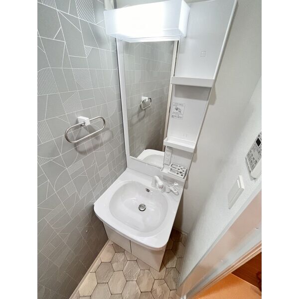 GLUCK MAISON S-SAKAI XVI4階1K 洗面所の画像