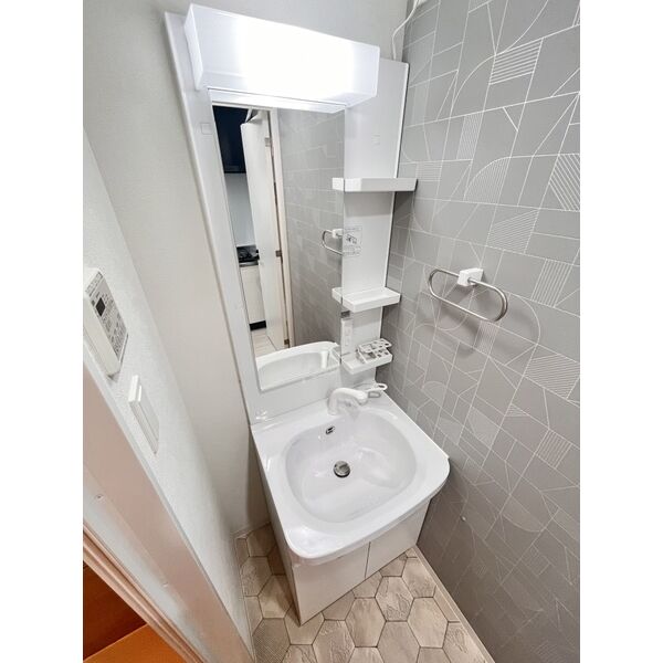 GLUCK MAISON S-SAKAI XVI5階1K 洗面所の画像