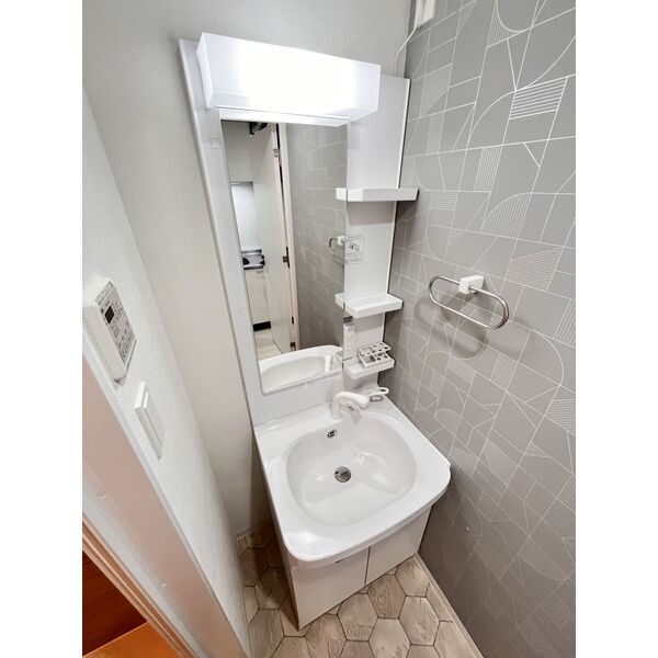 GLUCK MAISON S-SAKAI XVI4階1K 洗面所の画像