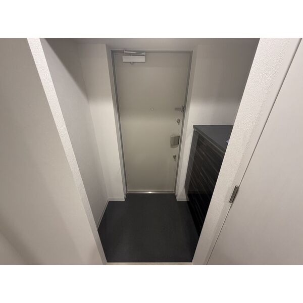 GLUCK MAISON S-SAKAI XVI2階1K 玄関の画像