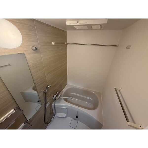 GLUCK MAISON S-SAKAI XVI2階1K お風呂の画像