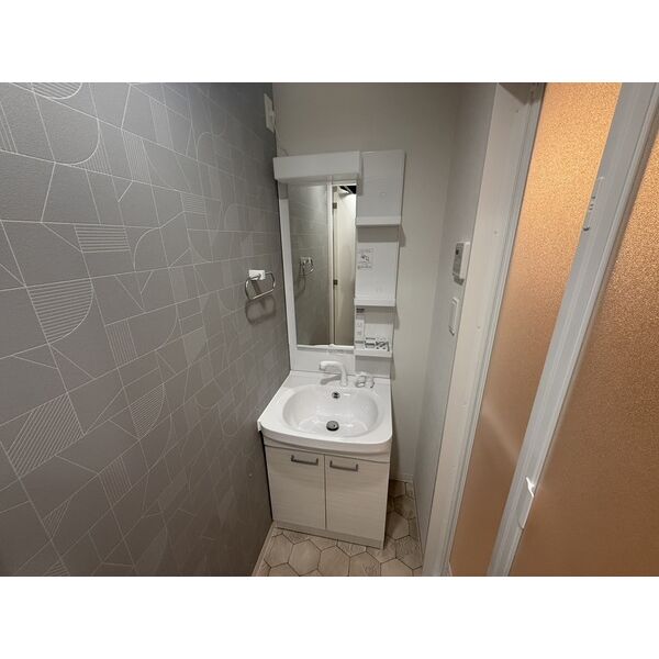 GLUCK MAISON S-SAKAI XVI2階1K 洗面所の画像